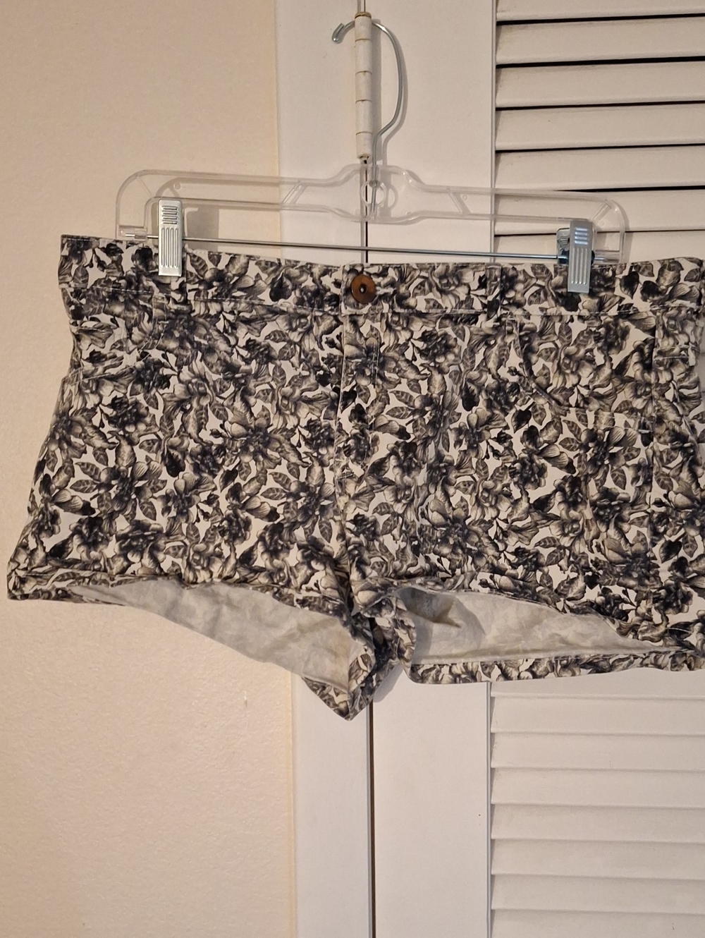 H&M Black & White Floral Denim Shorts
